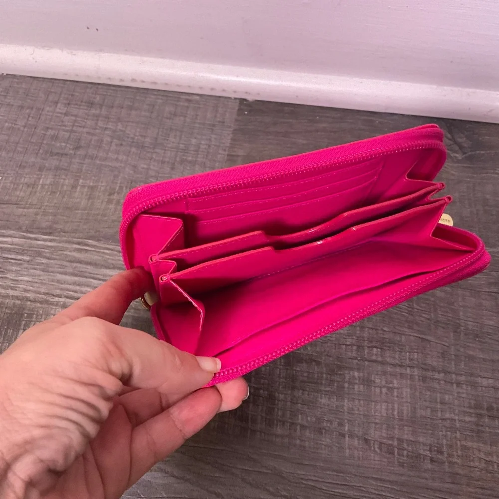 Y2K Michael kors hot pink patent leather zip around wallet monogram women